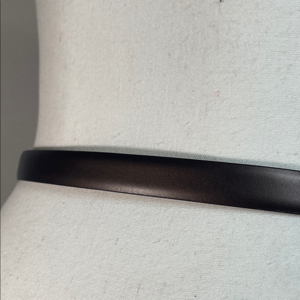 Gucci Brown Leather Belt with Gold Buckle - Picture 14 of 16